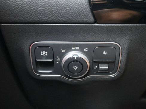 Used 2024 Mercedes-Benz GLA 35 AMG 4MATIC image 27