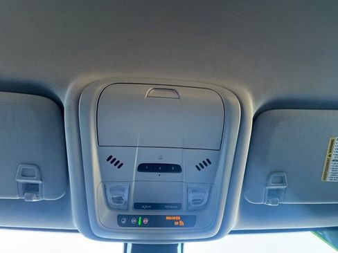 Used 2020 Chevrolet Blazer LT w/ Sound & Technology Package image 25