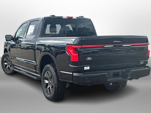 Used 2024 Ford F150 Lightning Lariat image 10