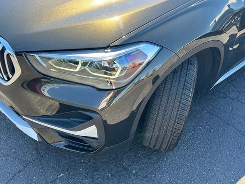 Used 2020 BMW X1 xDrive28i w/ Premium Package AWD/4WD image 3
