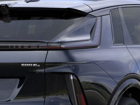 New 2026 Cadillac Lyriq Premium Sport image 11