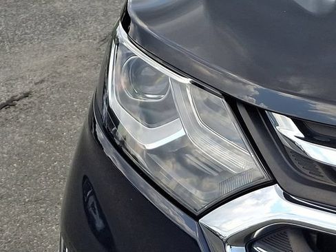 Used 2020 Chevrolet Equinox Premier AWD/4WD image 29