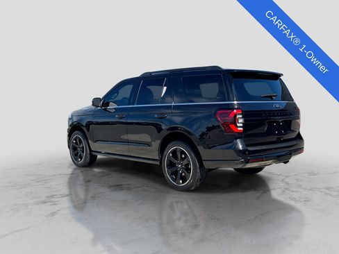 Used 2024 Ford Expedition Limited AWD/4WD image 5