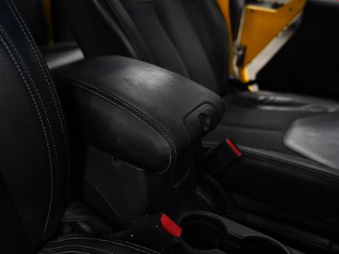 Used 2016 Jeep Wrangler Sport AWD/4WD image 43