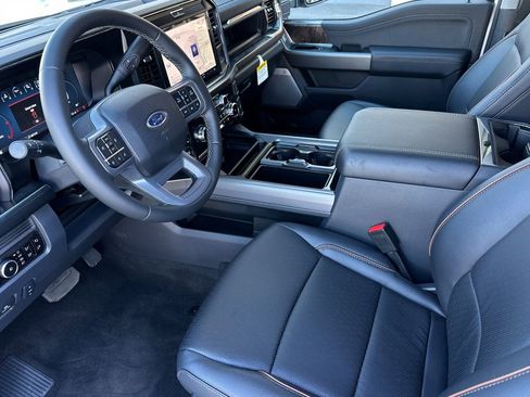 New 2026 Ford F250 Lariat w/ Black Appearance Package AWD/4WD image 9
