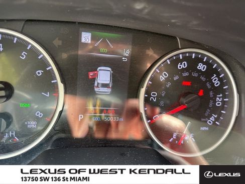 Used 2021 Toyota RAV4 XLE Premium FWD image 1