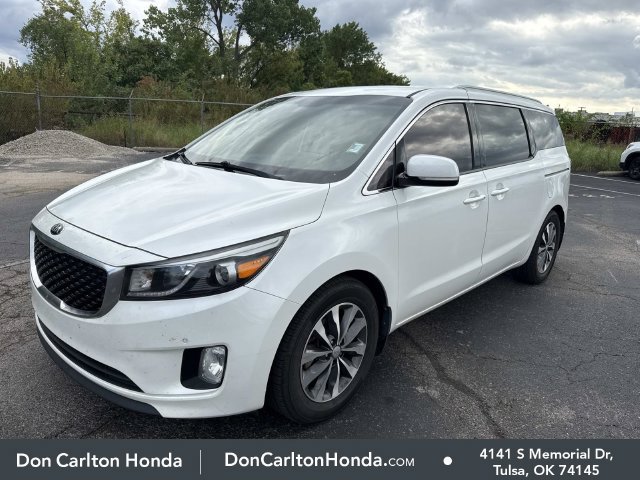 Used 2017 Kia Sedona SX FWD image 3