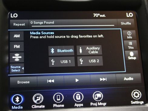 Used 2023 Chrysler 300 Touring AWD/4WD image 42