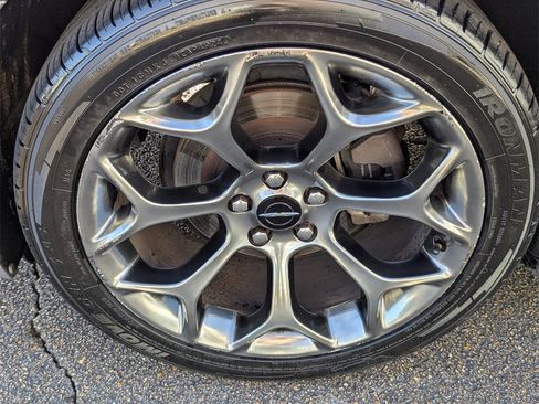 Used 2018 Chrysler 300 Touring w/ Sport Appearance Package image 27