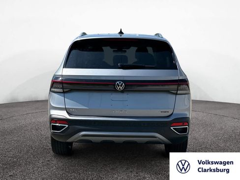 New 2025 Volkswagen Taos SEL image 4