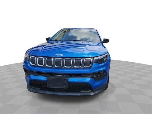 Used 2022 Jeep Compass Latitude w/ Sun and Sound Group image 3