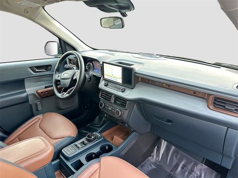 Used 2024 Ford Maverick Lariat image 29