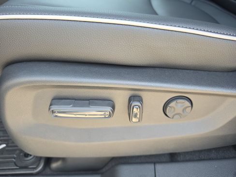 New 2026 Honda Odyssey Touring image 10