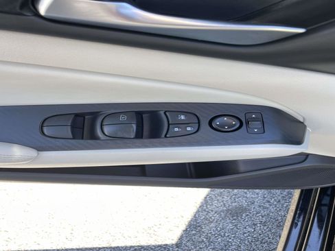 Used 2025 Nissan Altima 2.5 SV image 17