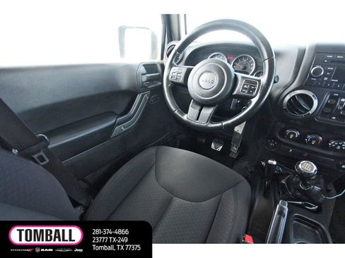 Used 2016 Jeep Wrangler Unlimited Sport w/ Quick Order Package 23S AWD/4WD image 9