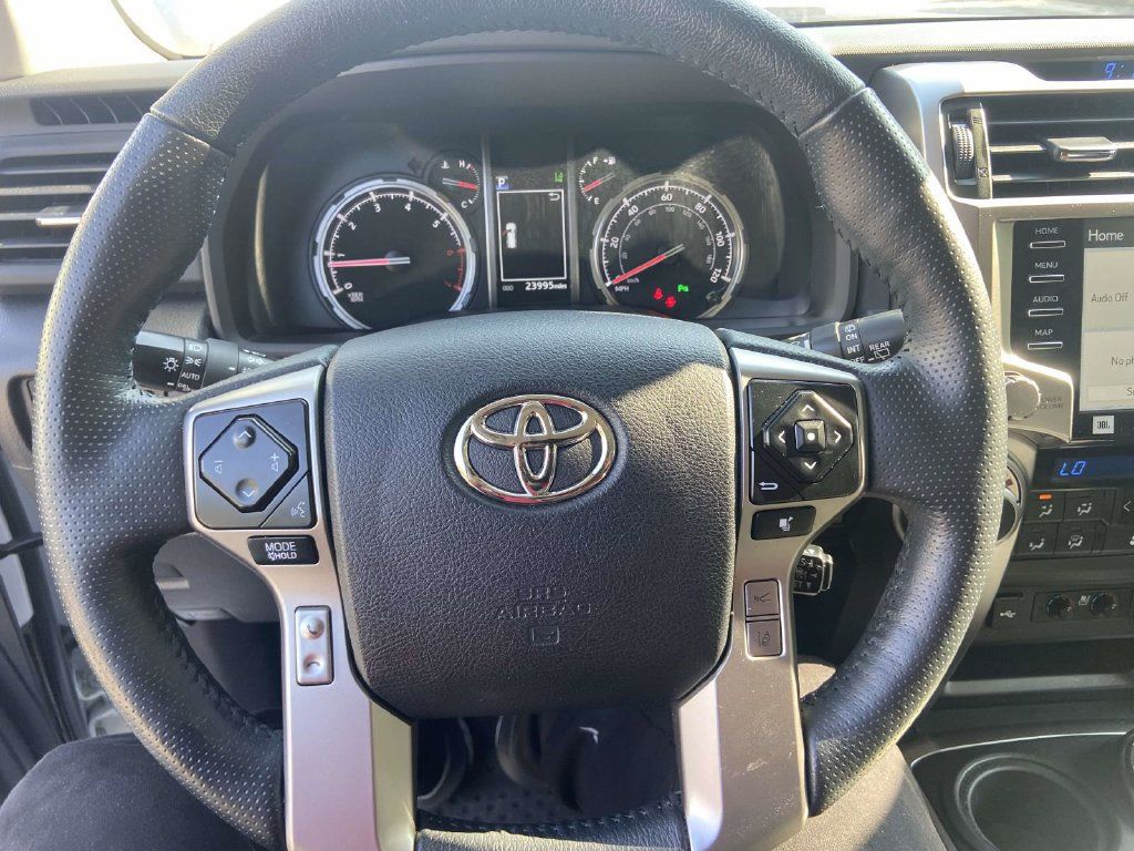 Used 2024 Toyota 4Runner Limited AWD/4WD image 36