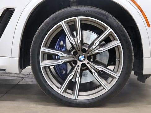 Used 2022 BMW X5 M50i w/ Executive Package AWD/4WD image 31