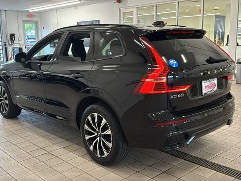 Used 2024 Volvo XC60 B5 Core w/ Climate Package AWD/4WD image 7