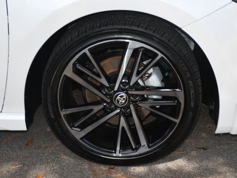 Used 2025 Toyota Camry LE image 22