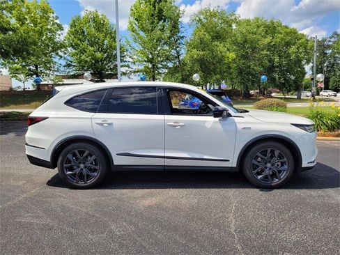 Used 2022 Acura MDX A-Spec image 16