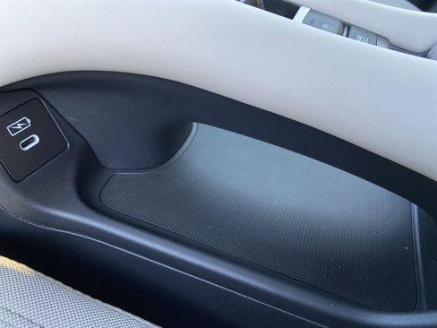 New 2026 Honda HR-V LX image 35