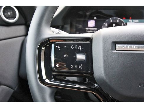 Used 2024 Land Rover Range Rover Evoque S AWD/4WD image 19