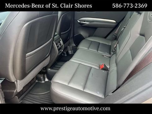 Used 2023 Cadillac XT4 Premium Luxury w/ Cold Weather Package AWD/4WD image 15