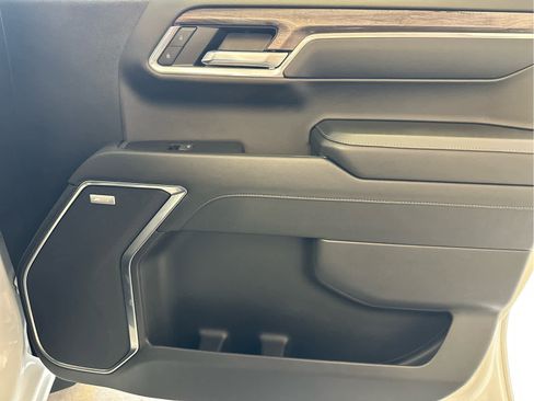 Certified 2024 Chevrolet Silverado 1500 LTZ w/ Technology Package image 26