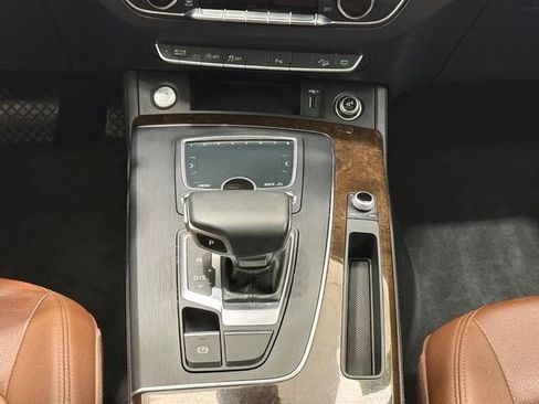 Used 2019 Audi Q5 2.0T Premium Plus AWD/4WD image 11