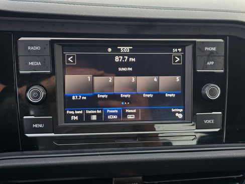 Used 2024 Volkswagen Jetta S image 29