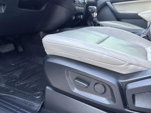 Used 2019 Ford Ranger Lariat w/ Equipment Group 501A Mid image 11