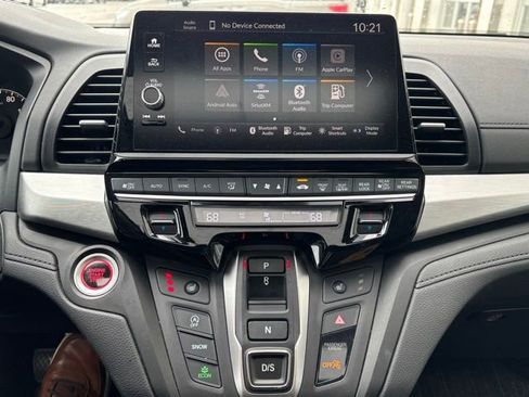 Used 2025 Honda Odyssey EX-L image 16