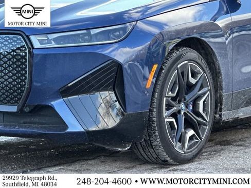 Used 2025 BMW iX M60 image 10