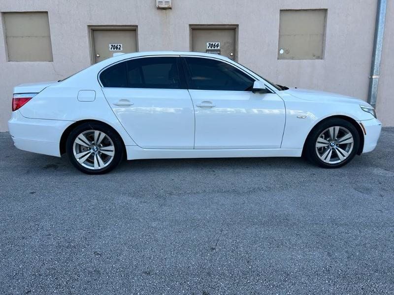 Used 2010 BMW 528i Sedan RWD image 20