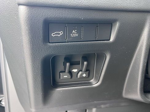 New 2026 Lexus LX 700h Luxury image 13