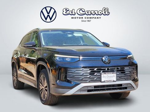 New 2025 Volkswagen Tiguan S image 3