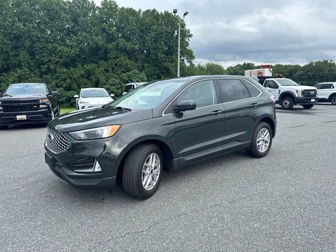 Used 2023 Ford Edge SEL w/ Convenience Package AWD/4WD image 3