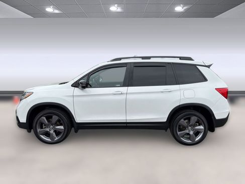 Used 2021 Honda Passport Touring image 2
