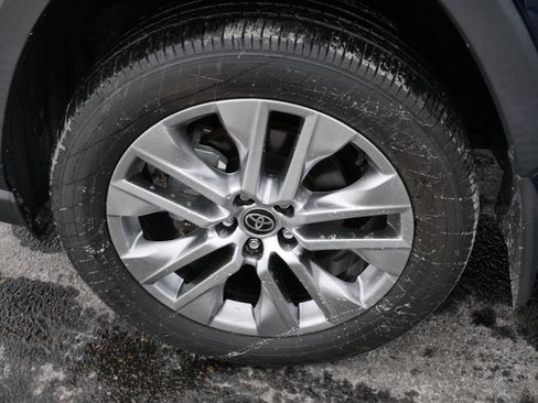 Certified 2024 Toyota RAV4 XLE Premium image 15