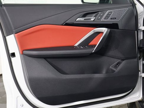 Used 2025 BMW X1 xDrive28i w/ Premium Package image 12