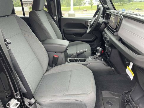 New 2025 Jeep Wrangler Sport S image 32