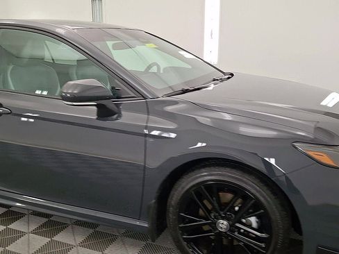 Certified 2025 Toyota Camry SE image 6