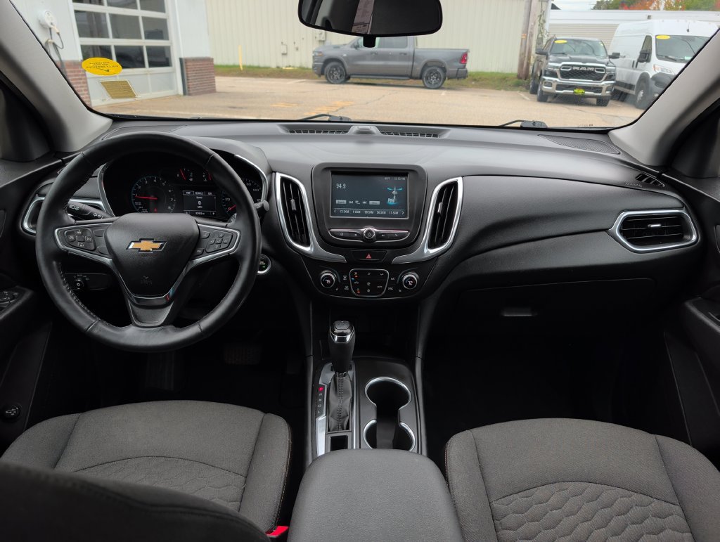 Used 2018 Chevrolet Equinox LT AWD/4WD image 15