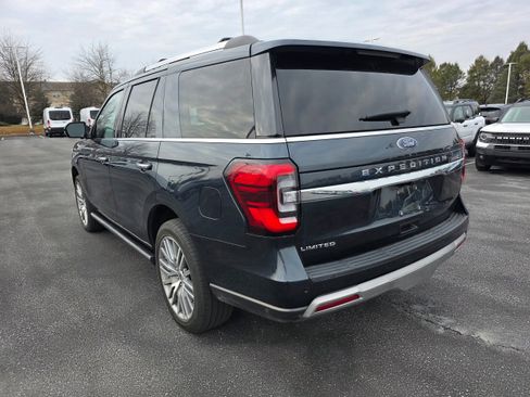 Certified 2022 Ford Expedition Limited image 3