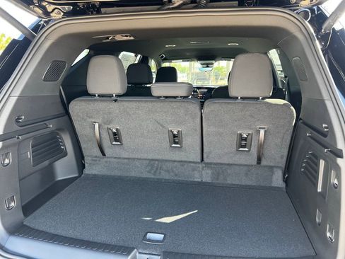 New 2026 Chevrolet Traverse LT image 17