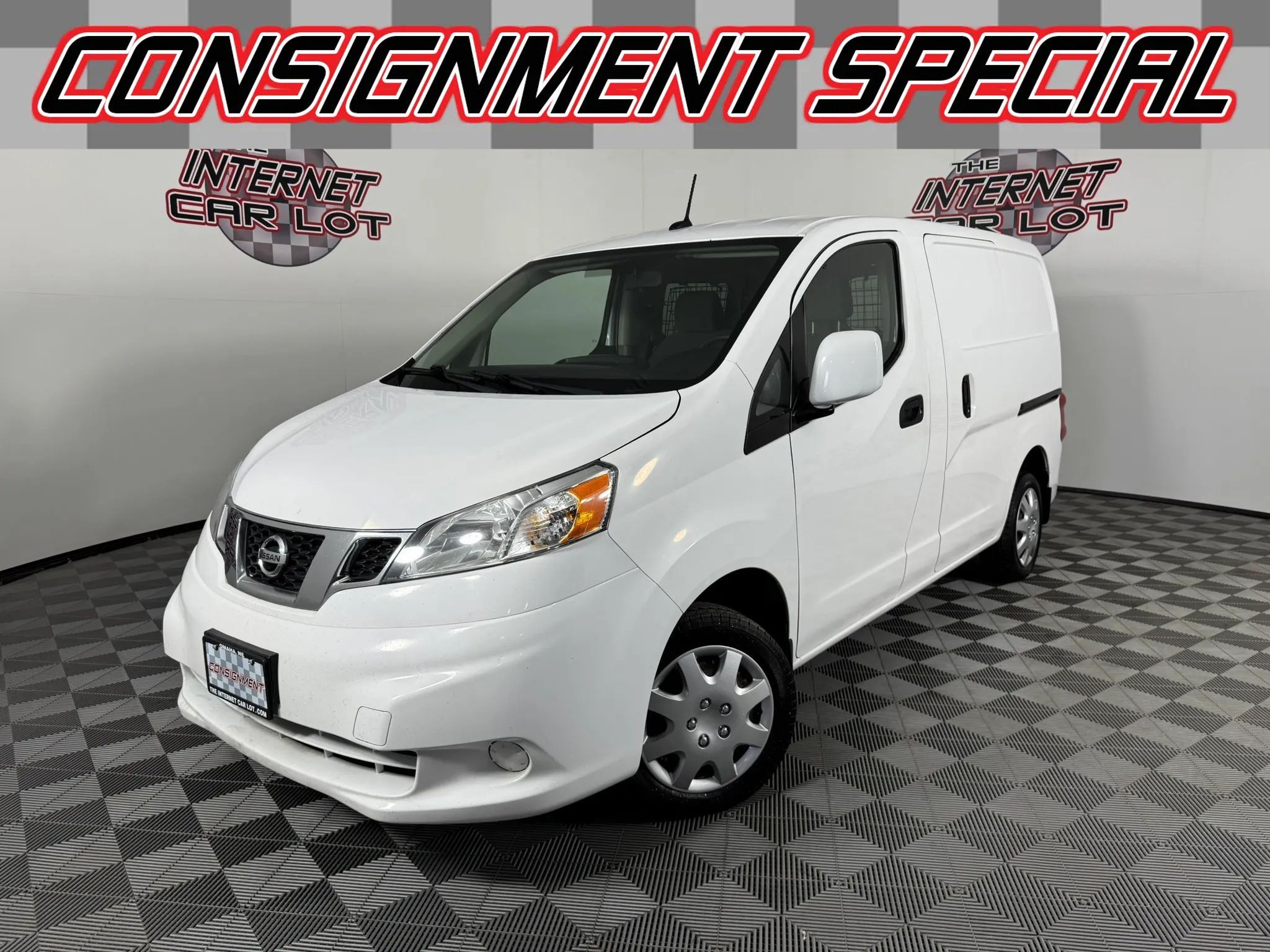 Used 2018 Nissan NV200 SV w/ Navigation Package FWD image 1
