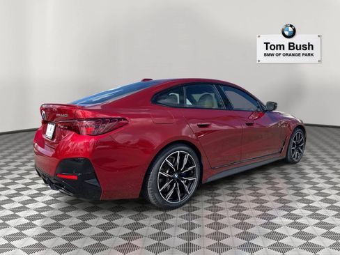 Certified 2025 BMW M440i image 5