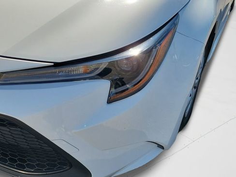 Used 2022 Toyota Corolla L image 9