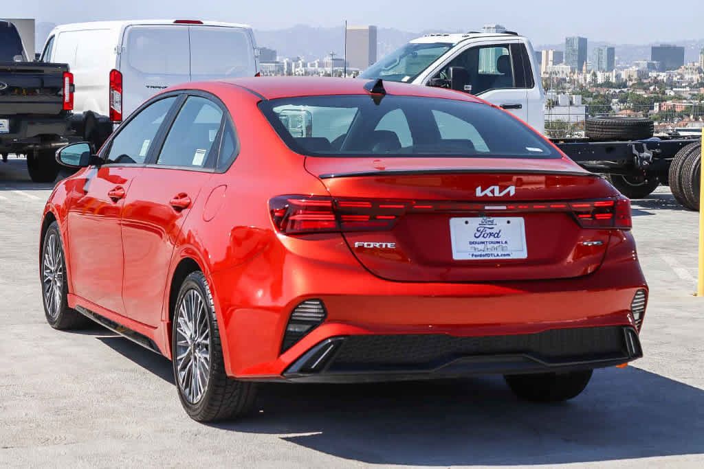 Used 2022 Kia Forte GT-Line w/ GT-Line Technology Package FWD image 6