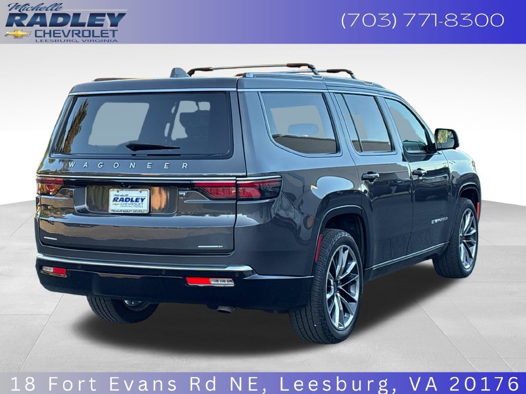 Used 2022 Jeep Wagoneer Series III w/ Premium Group I AWD/4WD image 6